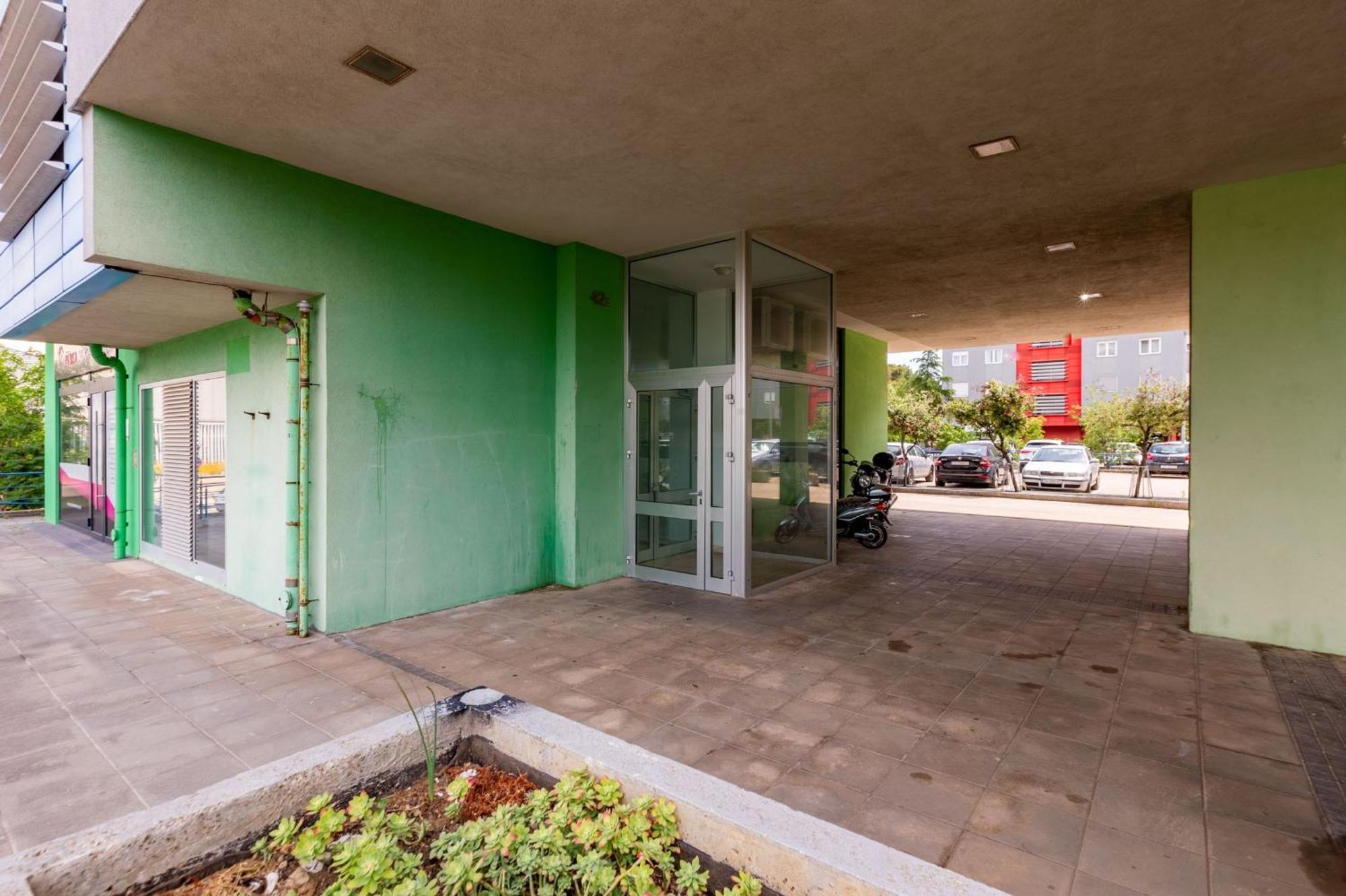 Amarena Studio With Parking Zadar Bagian luar foto